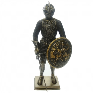 Статуэтка рыцаря с мечом WU72053A4